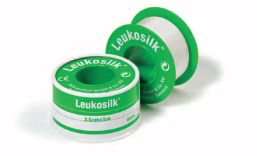 CEROTTO ADESIVO IPOALLERGENICO PER FISSAGGIO MEDICAZIONI LEUKOSILK SUPPORTO ACETATO DI CELLULOSA BIANCO ADESIVO POLIACRILICO SENZA RESINE E GOMME NATURALI 5X500CM MUTUABILE - Gruppofarmastore.it