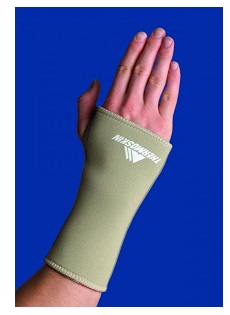 POLSIERA CON PRESA POLLICE THERMOSKIN DESTRA MISURA SMALL INDICATA PER IL TRATTAMENTO DELLA DISTORSIONE, DELL'ARTRITE DEL POLSO E DEL TUNNEL CARPALE 14-16 CM - Gruppofarmastore.it