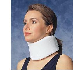 COLLARE CERVICALE IN GOMMAPIUMA DA 10CM TAGLIA UNIVERSALE MEDIUM - Gruppofarmastore.it