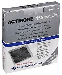 ACTISORB SILVER MEDICAZIONE IN CARBONE ATTIVO CON ARGENTO 10,5X10,5 CM 3 PEZZI - Gruppofarmastore.it