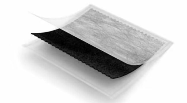 MEDICAZIONE IN CARBONE ATTIVO CON ARGENTO ACTISORB SILVER 220 MISURA 10,5X10,5 10 PEZZI - Gruppofarmastore.it
