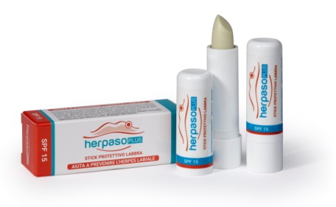 HERPASO PLUS SPF15 STICK PROTETTIVO LABBRA - Gruppofarmastore.it